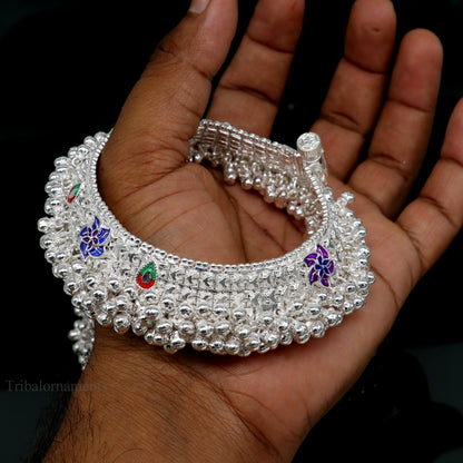 Handmade solid silver vintage anklet with tribal design and foot charm, perfect for belly dance or bridal jewelry from India.
