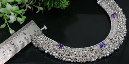 Vintage handmade solid silver anklet with foot charm, tribal design, ideal for belly dance or tribal bride jewelry from India.