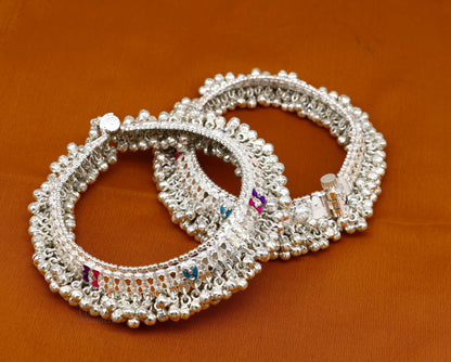 Solid silver anklet with jingling bells, tribal foot charm bracelet, ideal for belly dance and tribal jewelry enthusiasts.