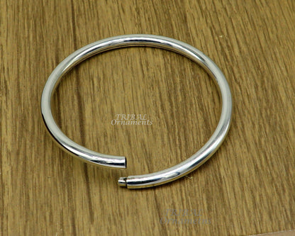 Sterling silver handmade plain shiny bangle bracelet by Tribal Ornaments, unisex jewelry, personalized gifting, stylish and bright.