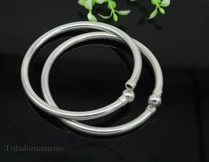Vintage silver women's tribal foot kada ankle bracelet with hollow design, handcrafted traditional tribal jewelry by TRIBAL ORNAMENTS