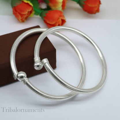 Vintage silver women's ankle kada bracelet with hollow tribal design, handcrafted traditional Indian jewelry by Tribal Ornaments.