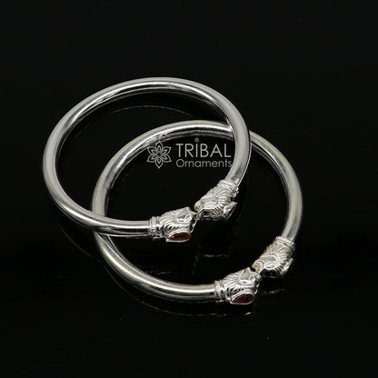 Sterling silver handmade lion face design kada bracelet by Tribal Ornaments, lightweight cultural jewelry for men and girls.