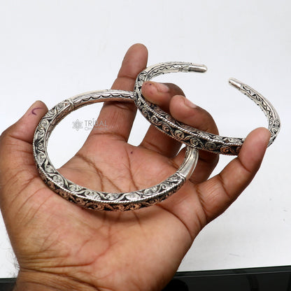 Sterling silver vintage tribal ankle bracelet with chitai work and foot kada design, ethnic Indian silver jewelry.