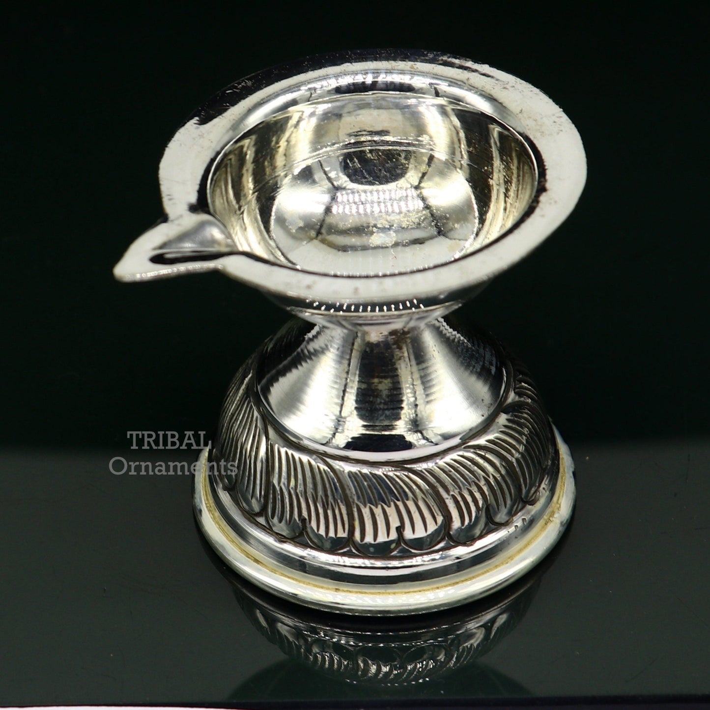925 sterling silver customized chitai work Deepak oil lamp with intricate kandrai design, ideal for puja and temple decor.