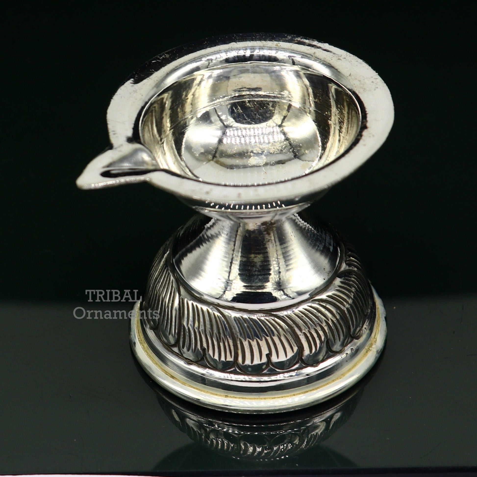 925 sterling silver customized chitai work Deepak oil lamp with intricate kandrai design, ideal for puja and temple decor.
