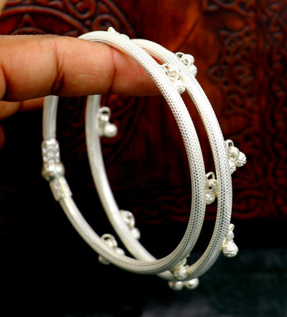 Sterling silver handmade foot bangle bracelet with jingling bells, tribal design, perfect for belly dance jewelry.