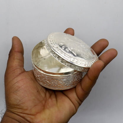 925 sterling silver antique-style handmade brides eyes kajal box, surma, kumkum, sindur, and small trinket storage by Tribal Ornaments