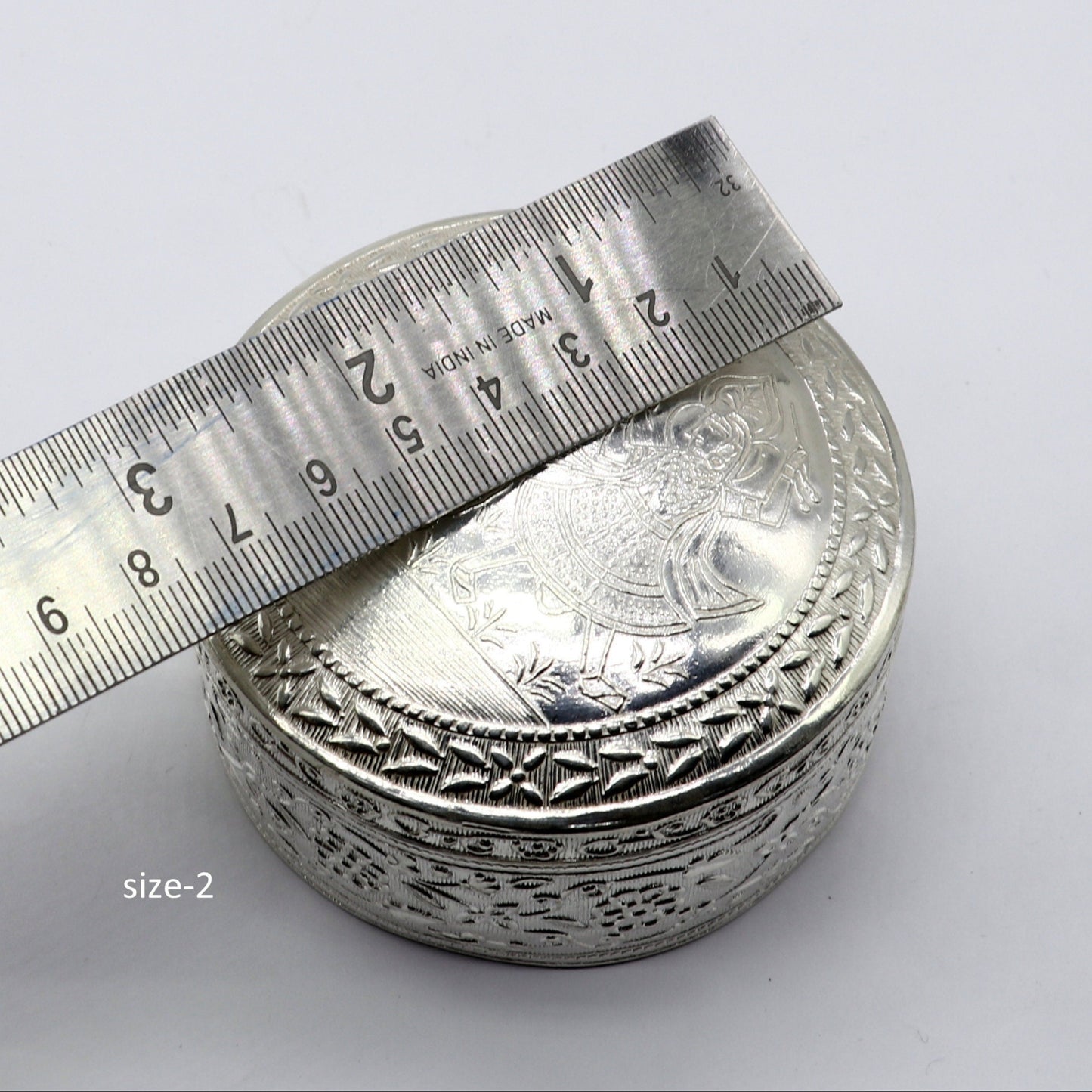 925 sterling silver unique antique design handmade brides eyes kajal box, surma box, kumkum sindur box, small trinket box article stb847 - TRIBAL ORNAMENTS