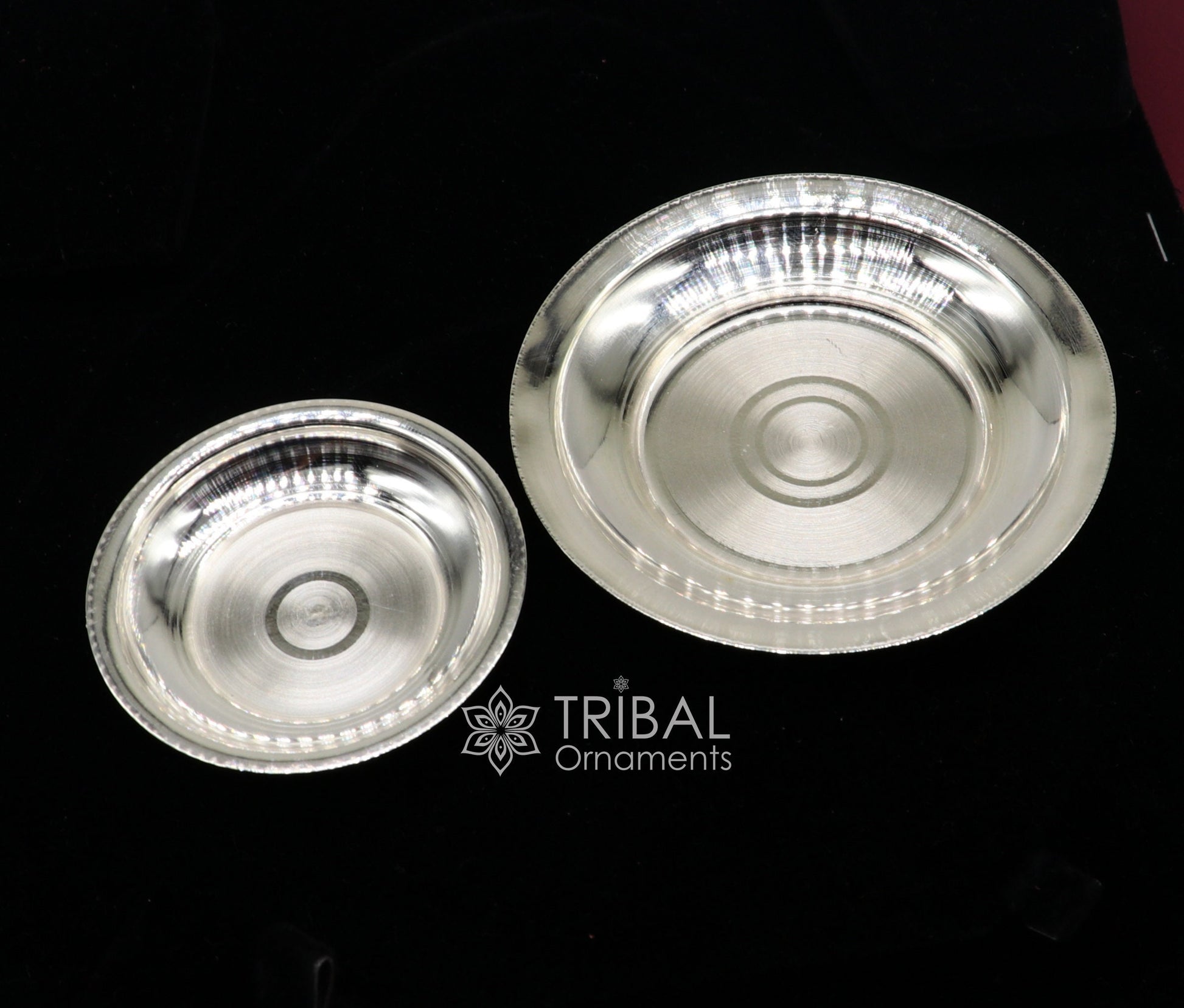 Handmade 925 silver small plate or Tilak bowl by Tribal Ornaments, ideal for saffron sandal or kumkum tilak offerings.
