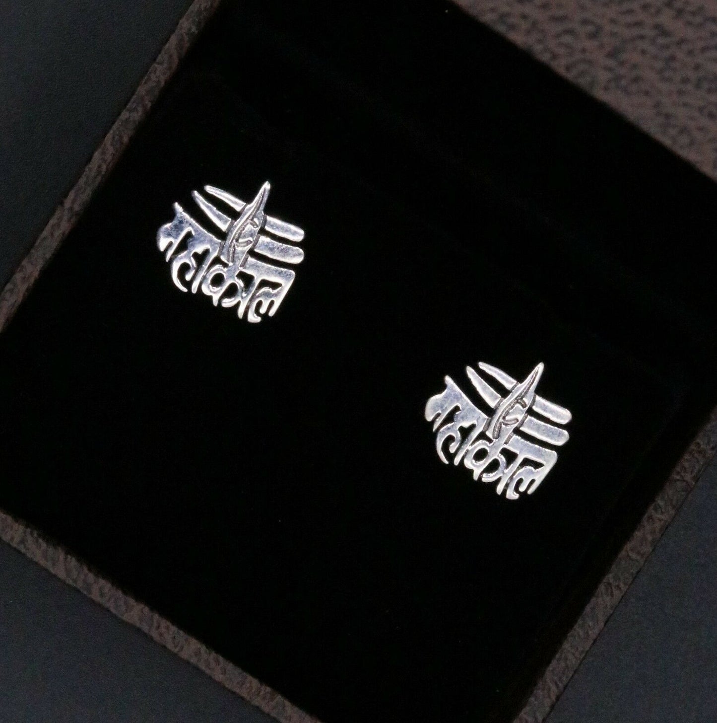 AWESOME SOLID SILVER STUD EARRING INDIAN IDOL MAHAKAAL SHIVA SYMBOL JEWELRY S-21 - TRIBAL ORNAMENTS