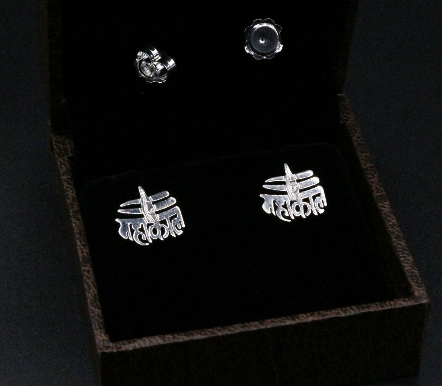 AWESOME SOLID SILVER STUD EARRING INDIAN IDOL MAHAKAAL SHIVA SYMBOL JEWELRY S-21 - TRIBAL ORNAMENTS