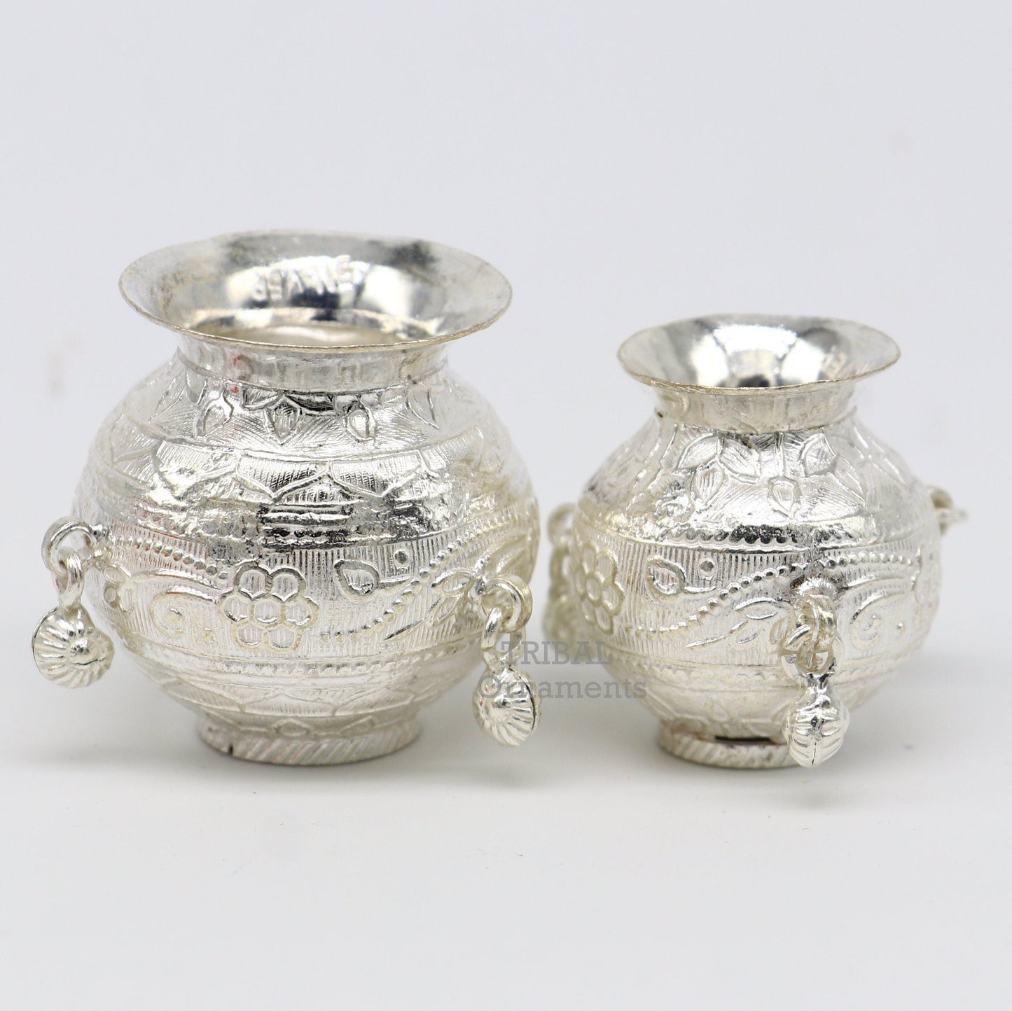 Pure 925 sterling silver handmade plain small Kalash or pot, unique special silver puja article, water or milk kalash pot india su760 - TRIBAL ORNAMENTS
