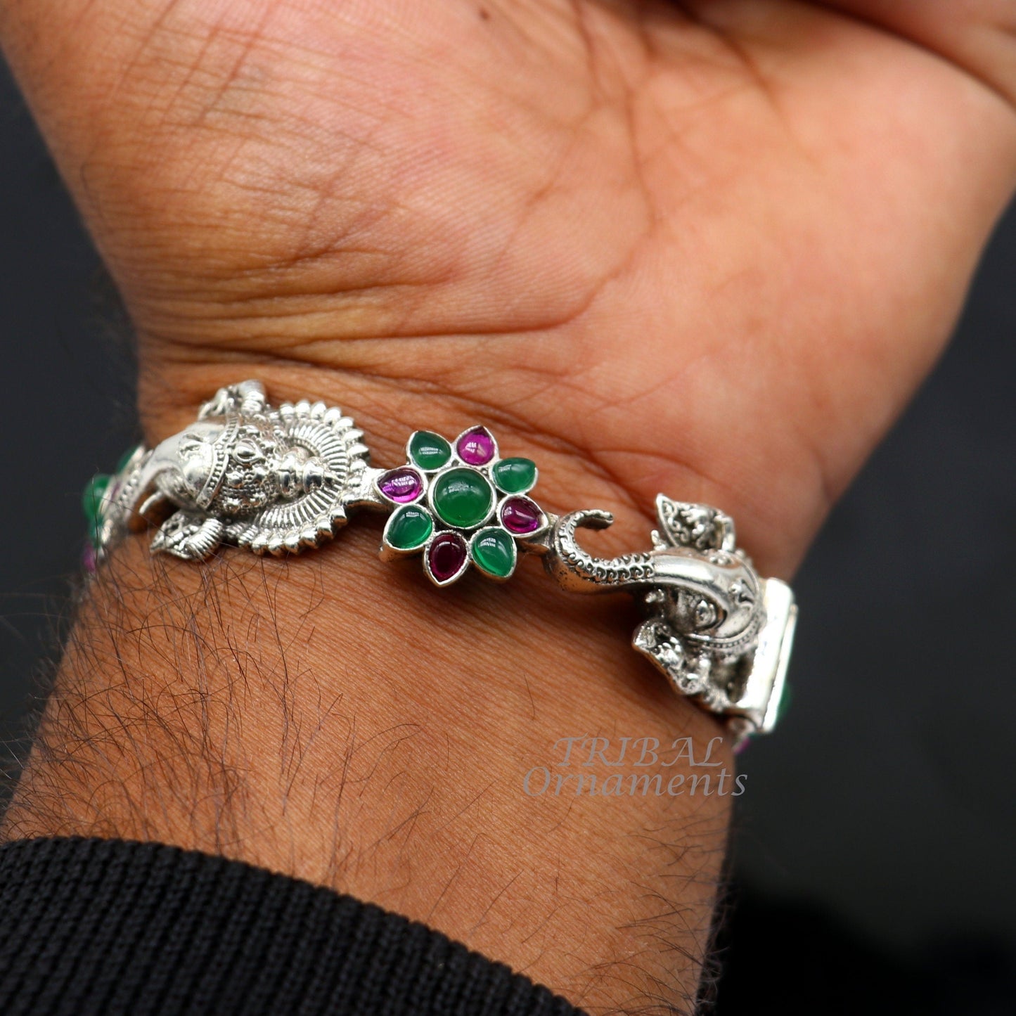 925 sterling silver idol Ganesha design bangle bracelet kada with amazing floral style red and green stone, gifting ethnic jewelry nsk551 - TRIBAL ORNAMENTS