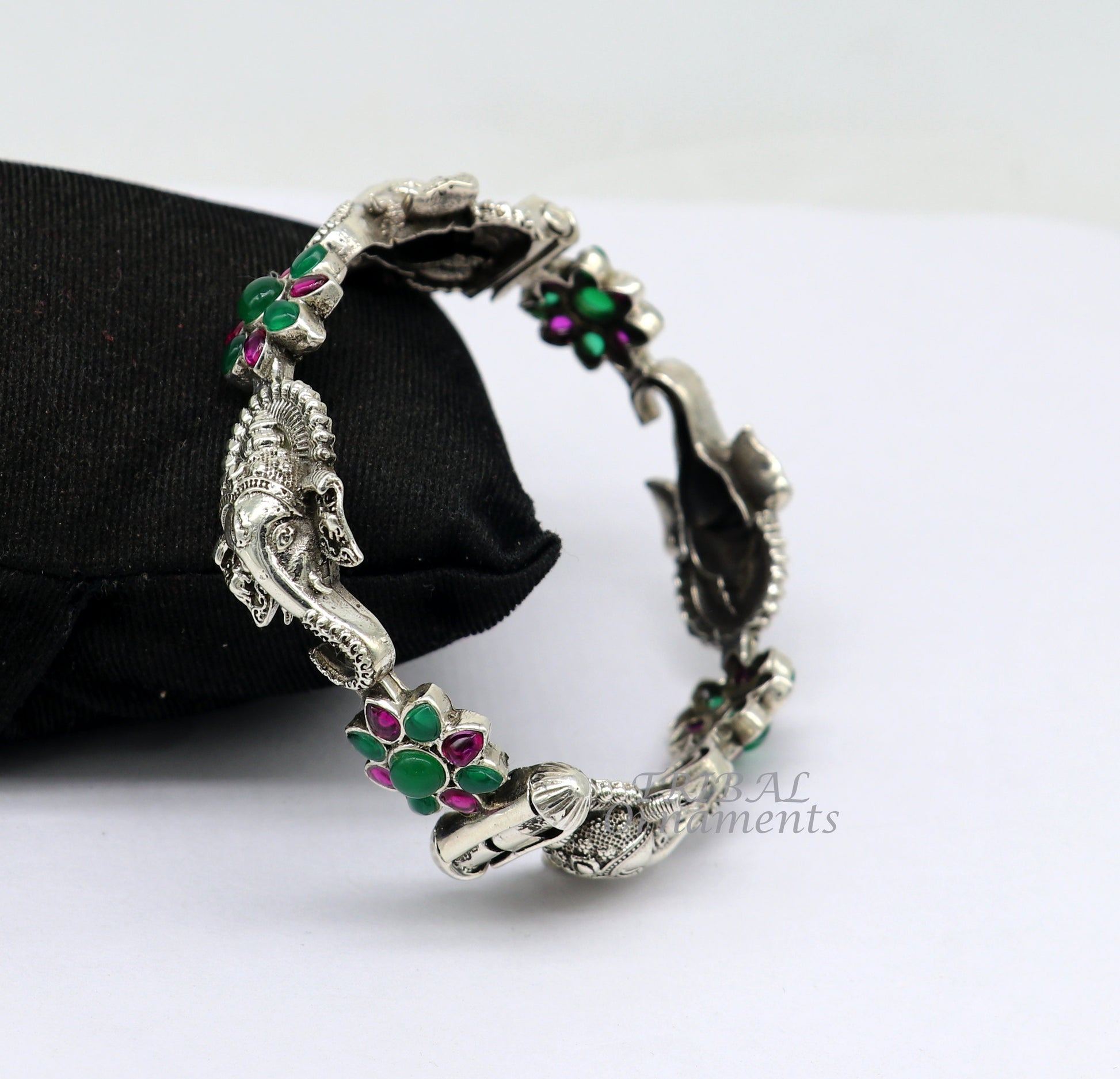 925 sterling silver idol Ganesha design bangle bracelet kada with amazing floral style red and green stone, gifting ethnic jewelry nsk551 - TRIBAL ORNAMENTS