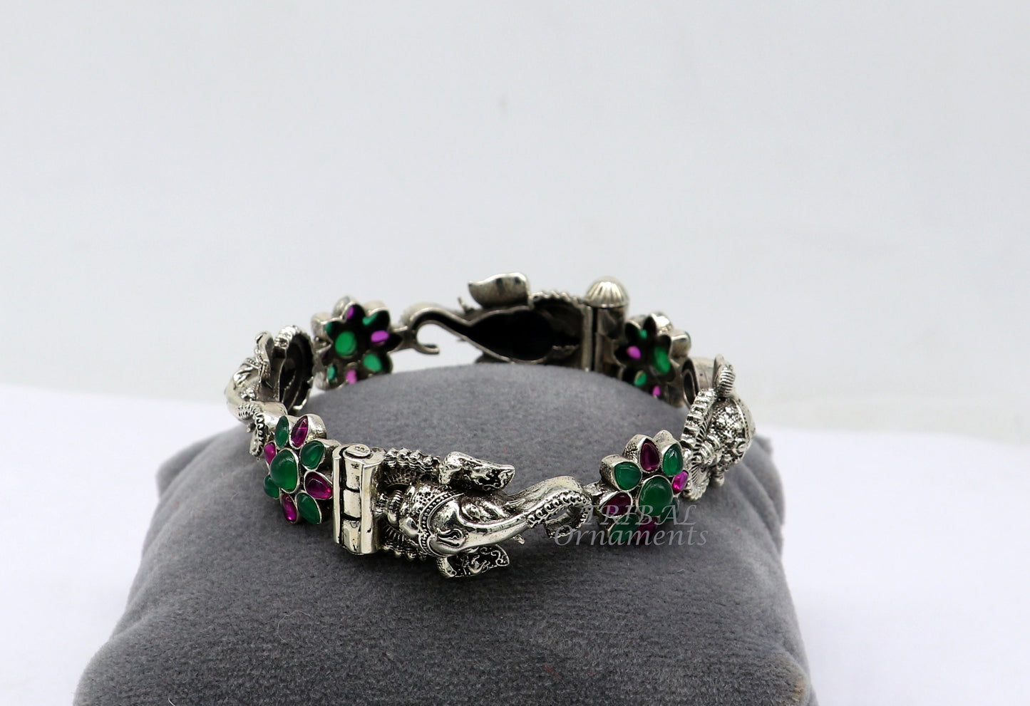 925 sterling silver idol Ganesha design bangle bracelet kada with amazing floral style red and green stone, gifting ethnic jewelry nsk551 - TRIBAL ORNAMENTS