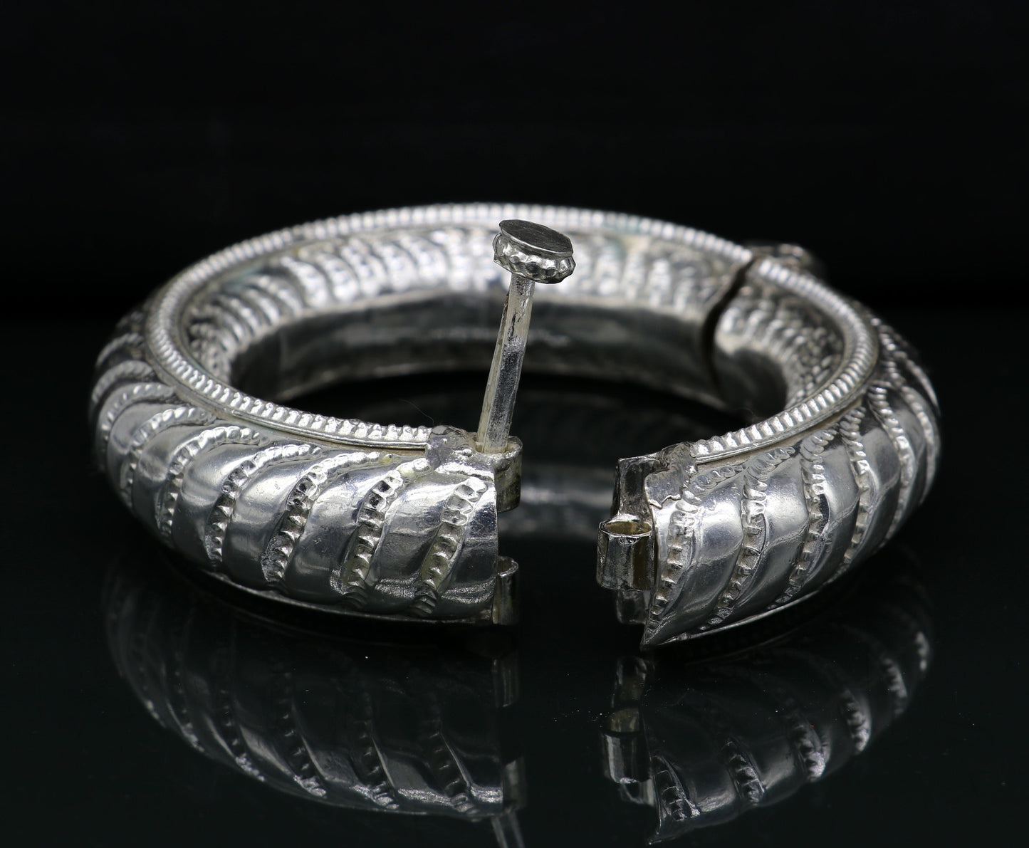 Vintage design handmade Heavy bangle bracelet, amazing stunning unisex wedding party special bangle kada, tribal ethnic jewelry nsk359 - TRIBAL ORNAMENTS