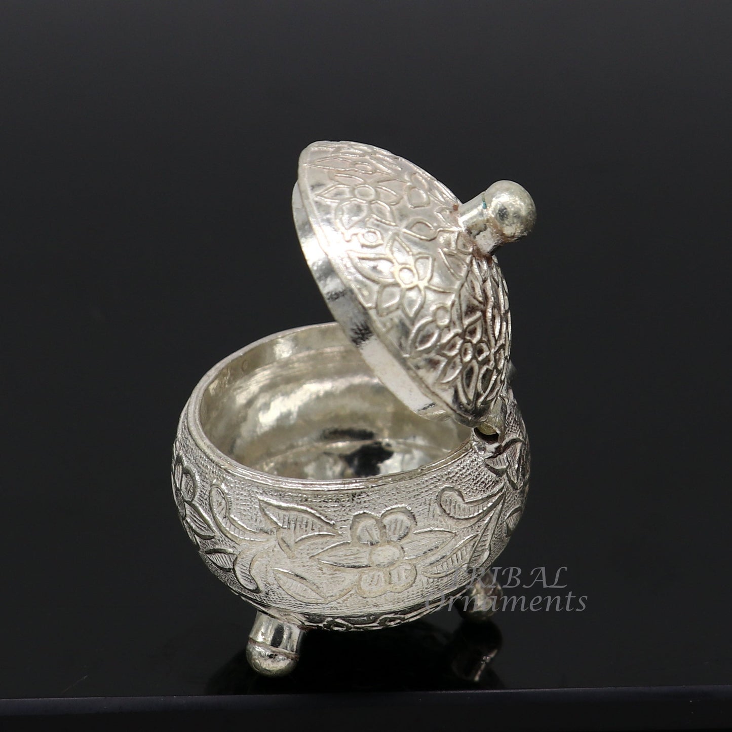 vintage style 925 sterling silver unique antique design handmade brides eyes kajal box, kumkum sindur box, small trinket box article stb398 - TRIBAL ORNAMENTS