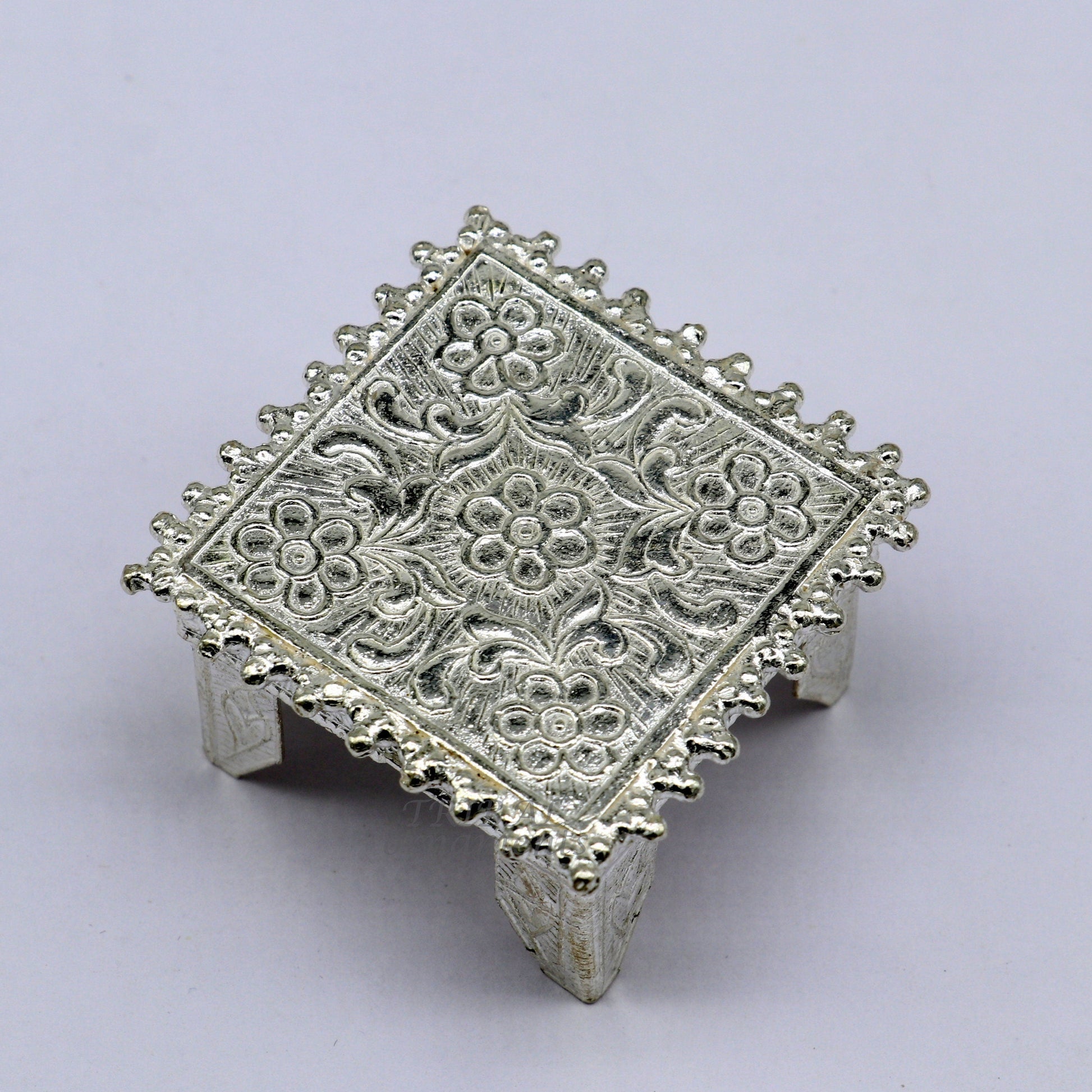 1.6" Vintage design Sterling silver handmade customize small square shape table/bazot/chouki, excellent home puja utensils temple art su952 - TRIBAL ORNAMENTS