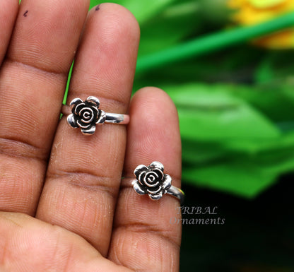 Sterling silver handmade toe ring with rose flower design, tribal and vintage style ethnic jewelry for brides and belly dance.