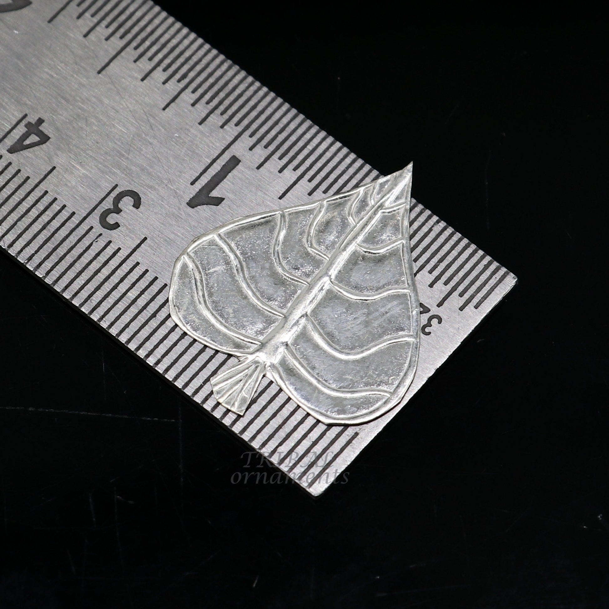 Set of 5 handmade 925 sterling silver pipal leaf puja articles by TribalOrnaments, crafted for religious ceremonies and offerings.